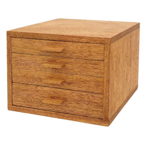 Gaveteiro para Materiais de Bordado